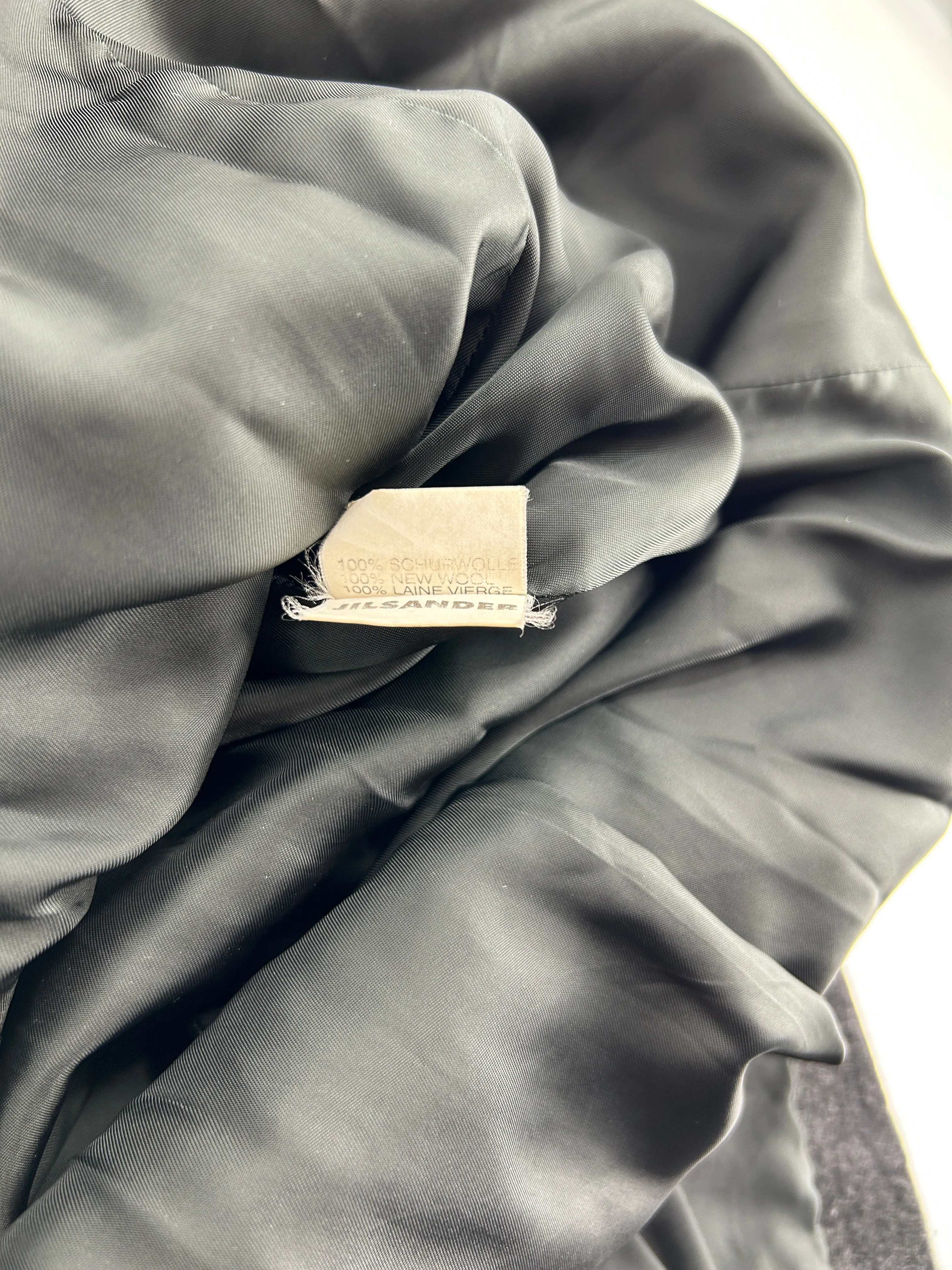 Manteau gris foncé en laine